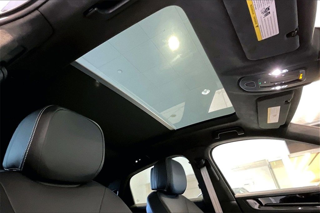 Used 2025 Porsche Cayenne GTS image 22