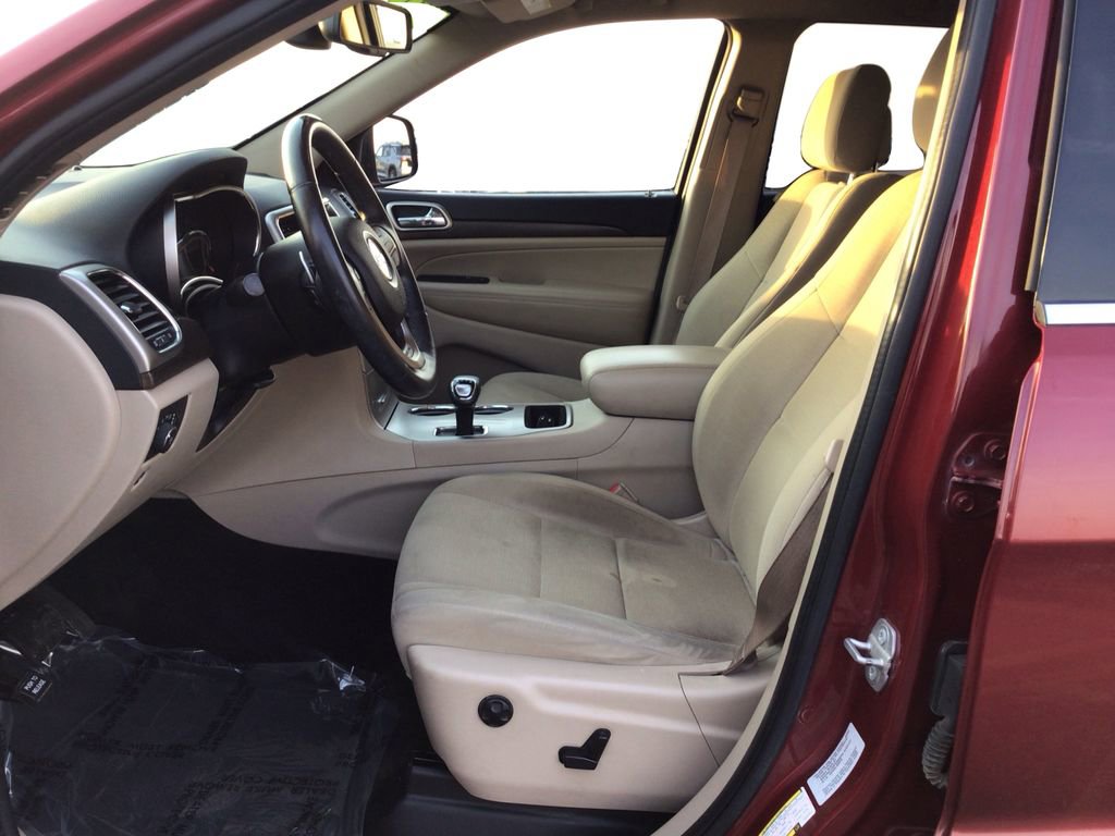 Used 2015 Jeep Grand Cherokee Laredo w/ Quick Order Package 23E image 9