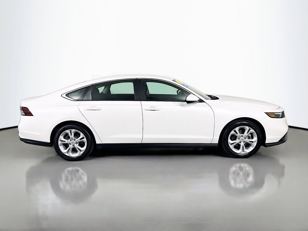 Certified 2023 Honda Accord LX image 6