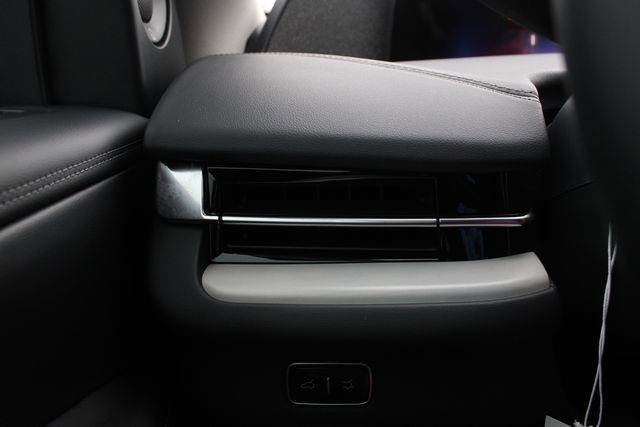 New 2026 Lincoln Navigator L Reserve AWD/4WD image 38