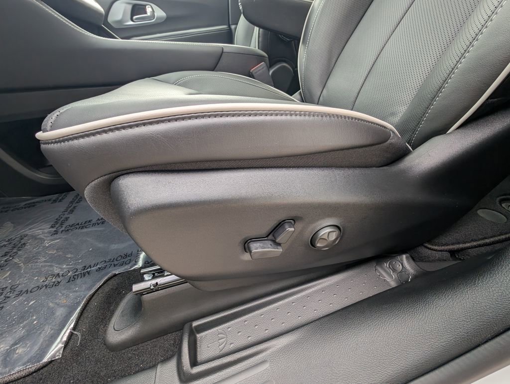 New 2026 Chrysler Pacifica Limited w/ S Appearance Package image 15