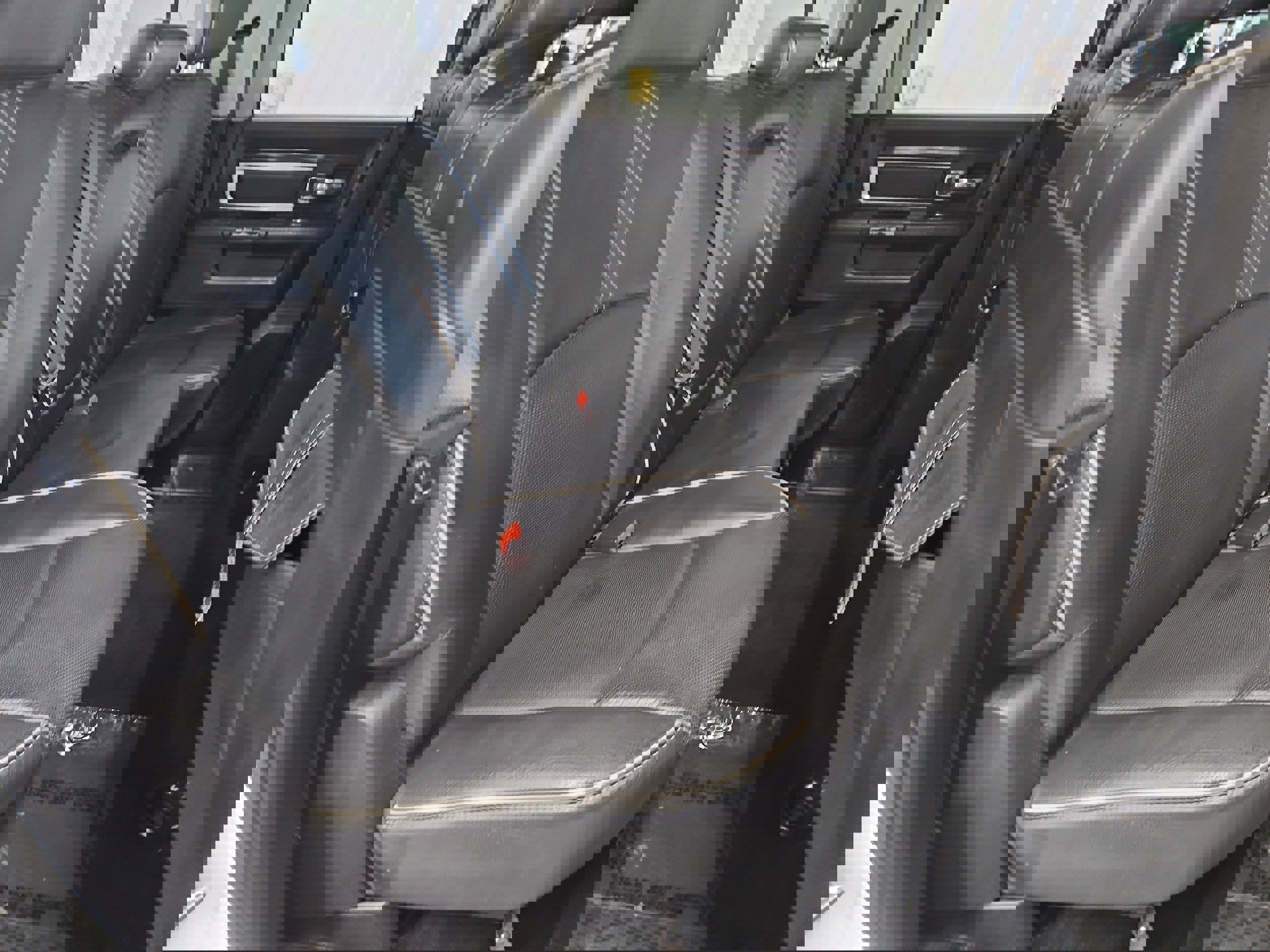 Used 2013 RAM 1500 Limited image 9