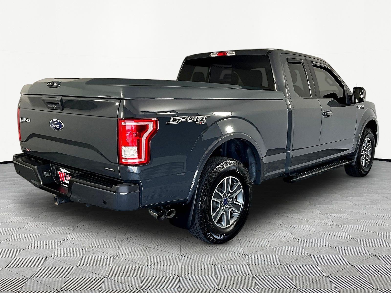 Used 2016 Ford F150 XLT w/ Equipment Group 302A Luxury AWD/4WD image 6