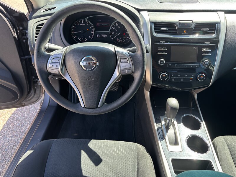 Used 2014 Nissan Altima 2.5 S w/ Display Audio Package FWD image 19