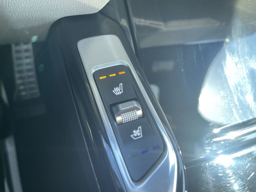 Used 2025 Kia Sorento SX Prestige image 30