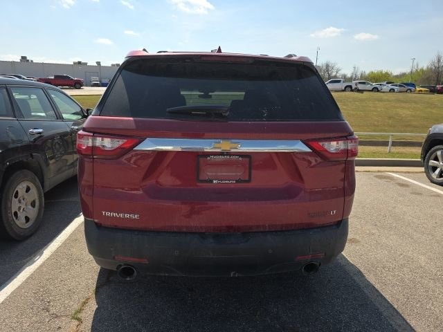Used 2021 Chevrolet Traverse LT image 4