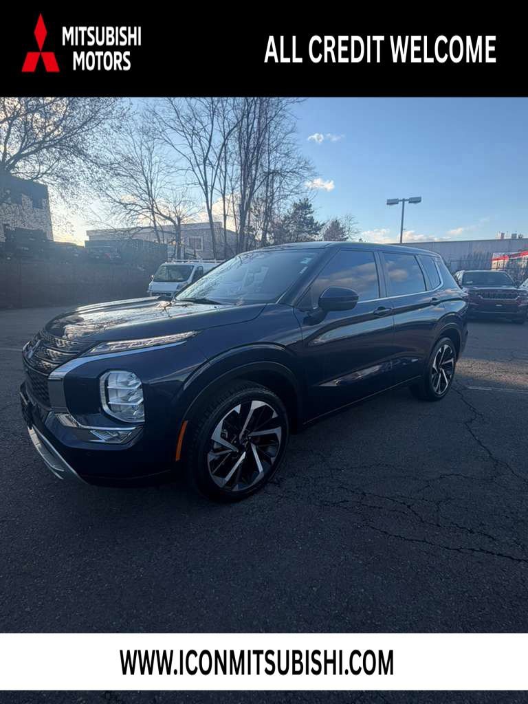 Used 2022 Mitsubishi Outlander SE