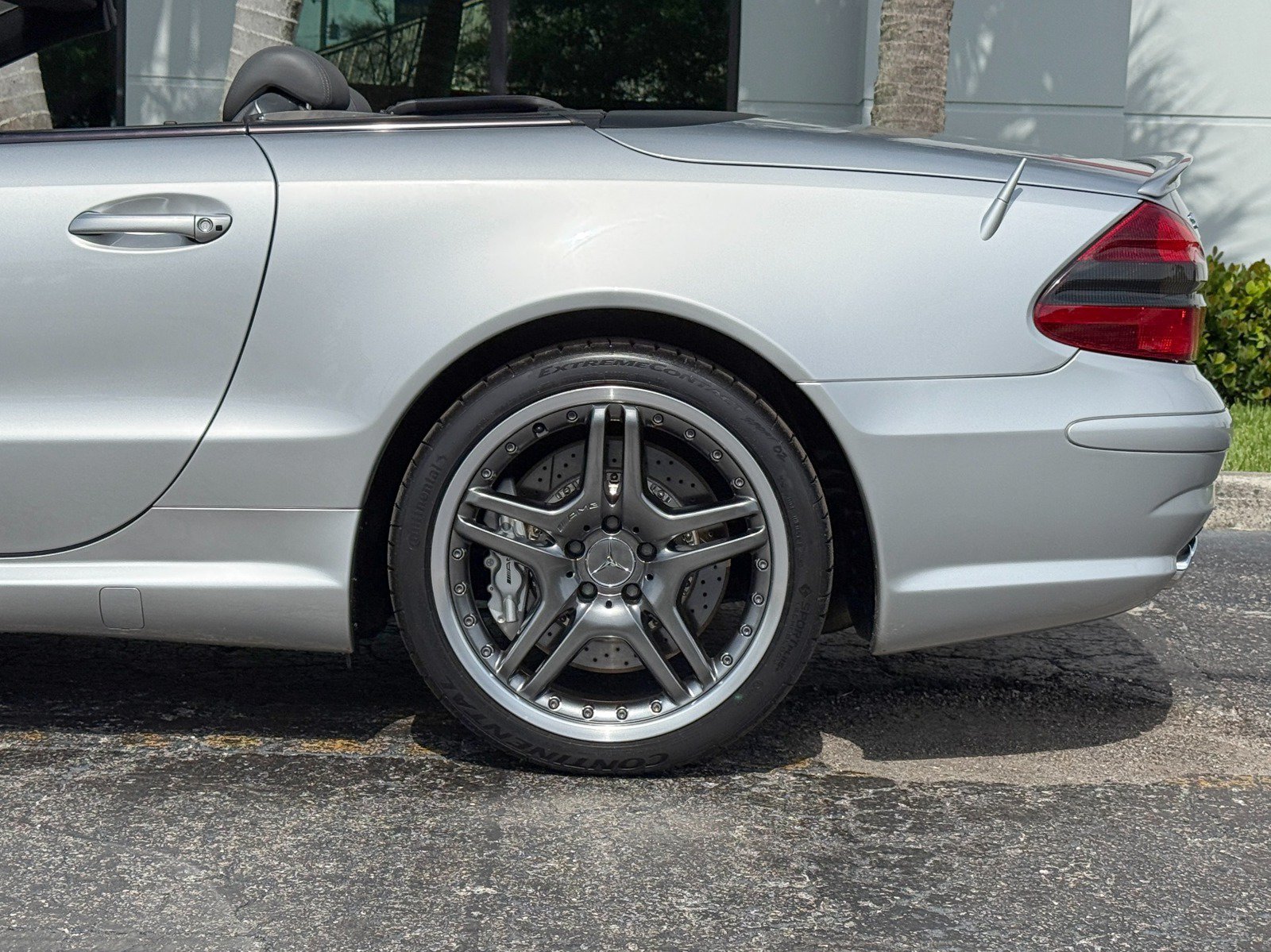 Used 2005 Mercedes-Benz SL 65 AMG image 12