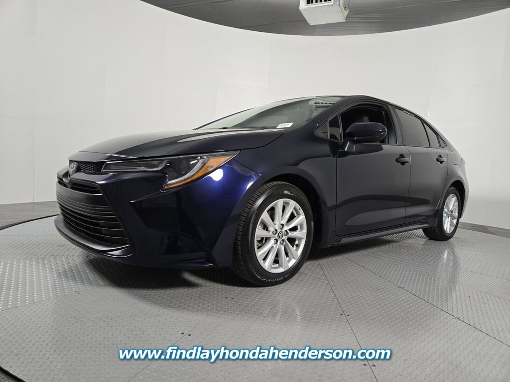 Used 2025 Toyota Corolla LE video 2