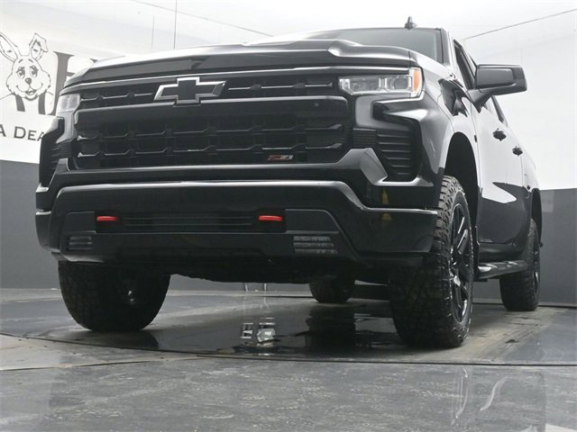 Used 2023 Chevrolet Silverado 1500 LT Trail Boss w/ Convenience Package II image 4
