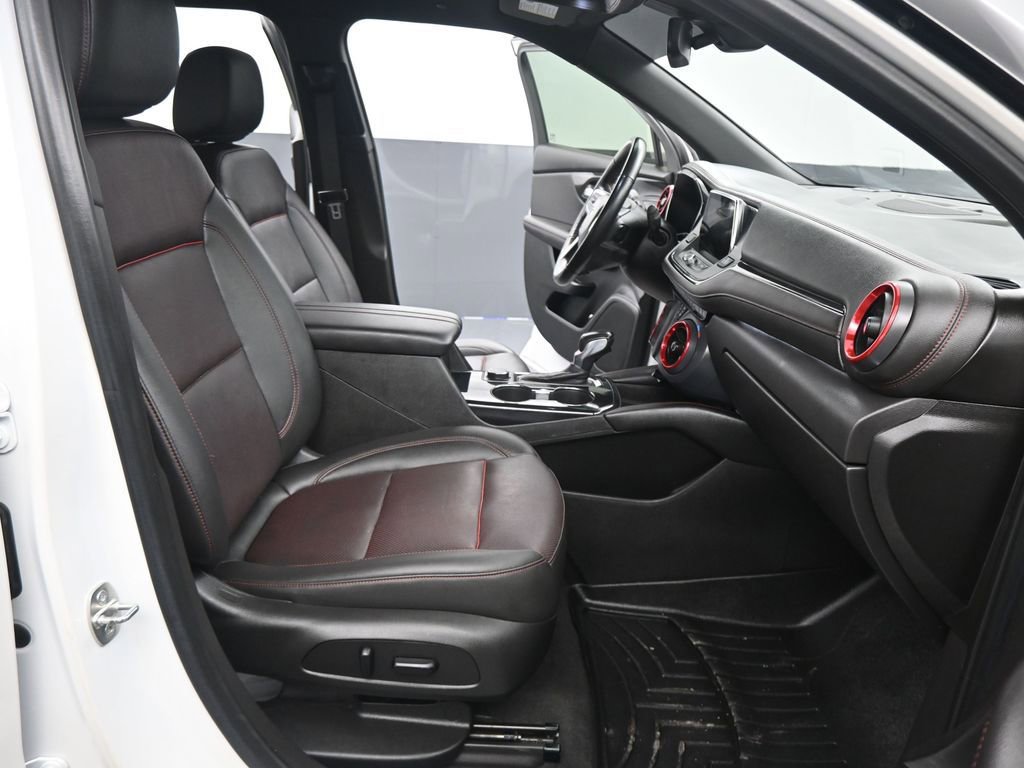 Used 2021 Chevrolet Blazer RS w/ Enhanced Convenience Package image 6