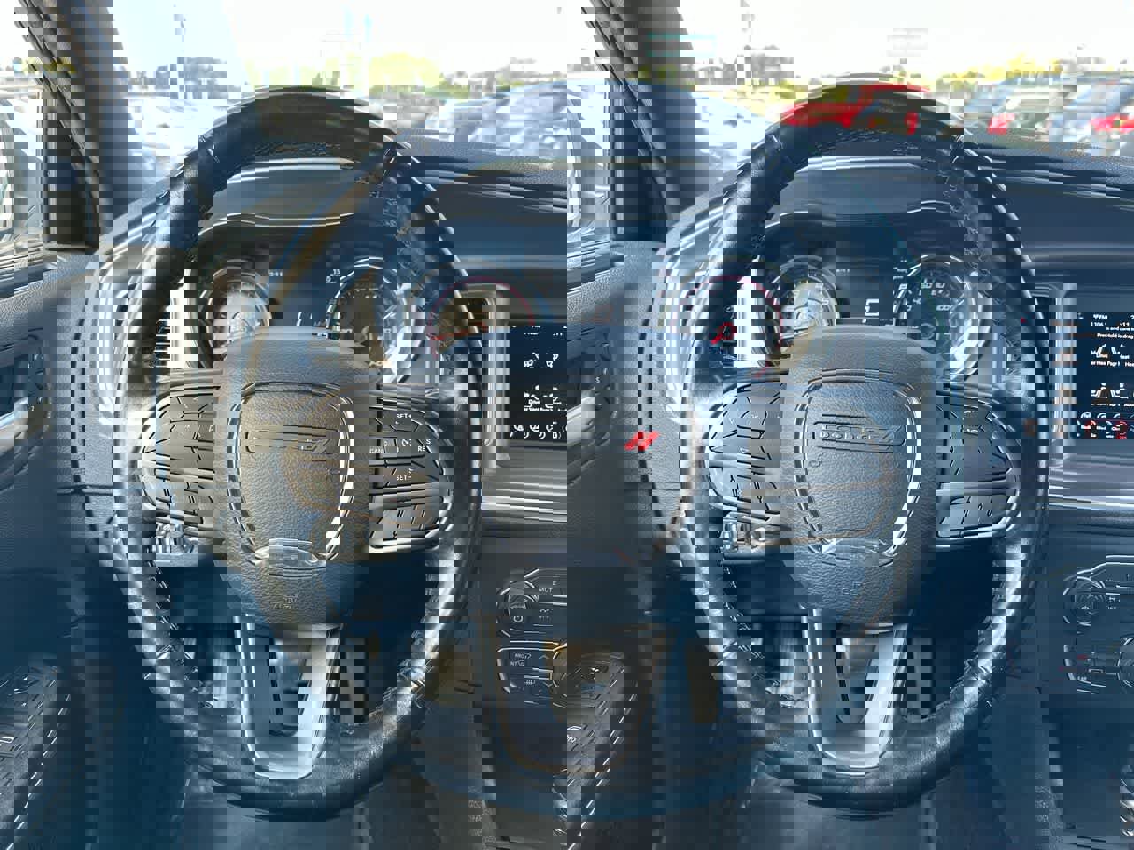 Used 2020 Dodge Charger SXT w/ Leather Interior Group image 28