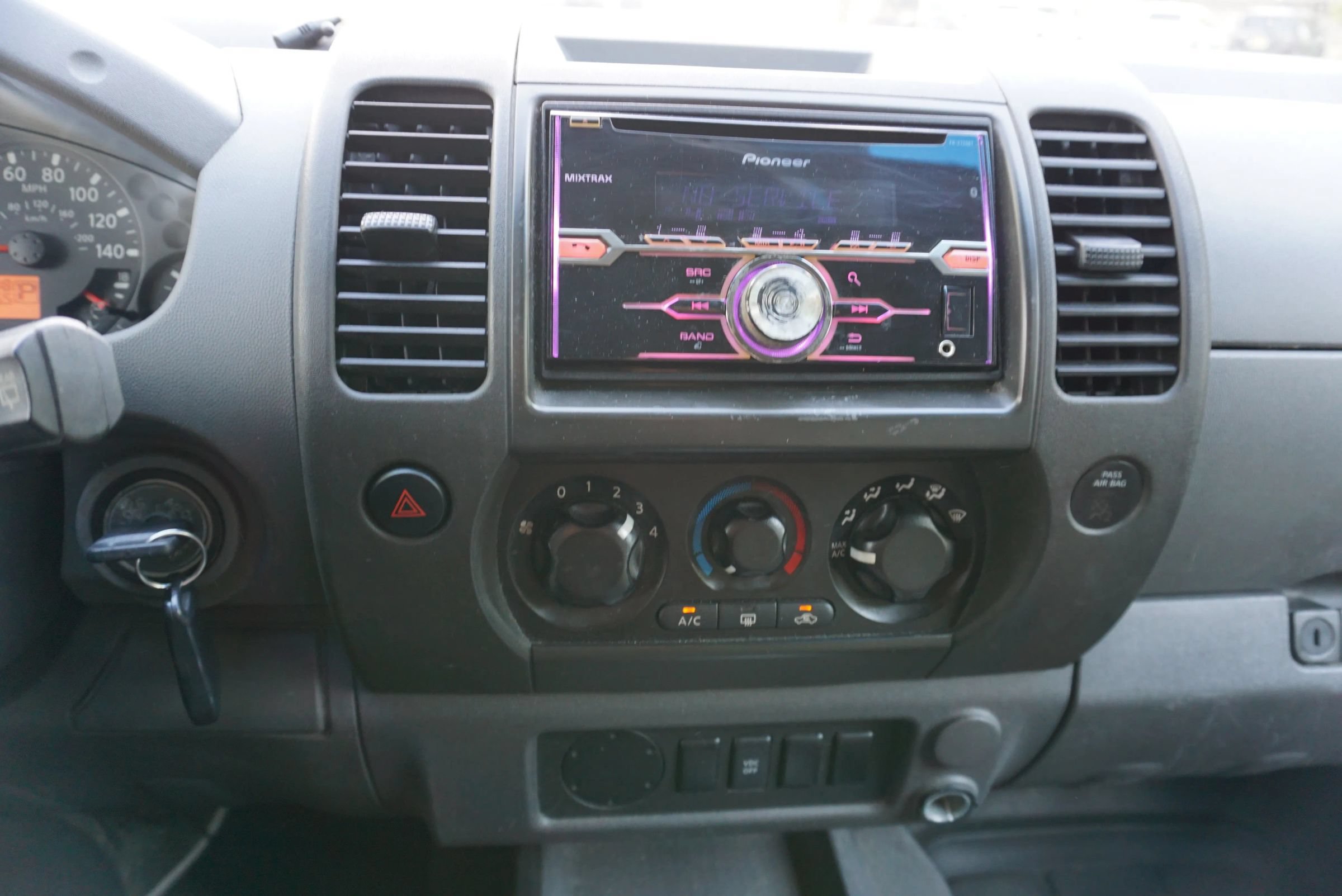 Used 2008 Nissan Xterra S w/ Supplemental Air Bag Pkg RWD image 24