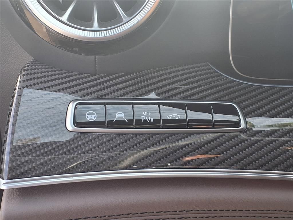 Used 2019 Mercedes-Benz AMG GT 63 image 11