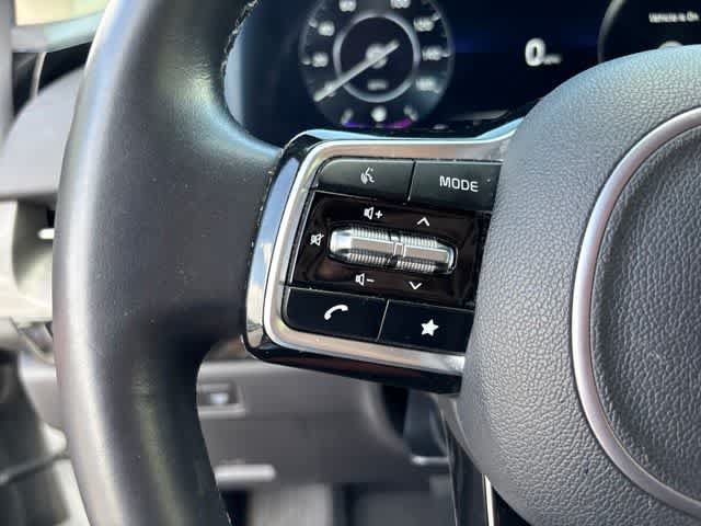 Used 2024 Kia Carnival SX FWD image 11