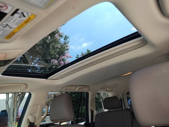 Used 2021 Lexus GX 460 Premium w/ Premium Package AWD/4WD image 27