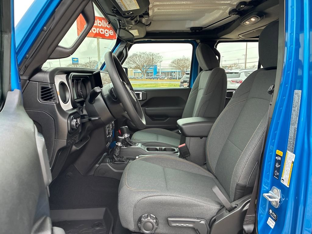 New 2026 Jeep Gladiator Sport image 10