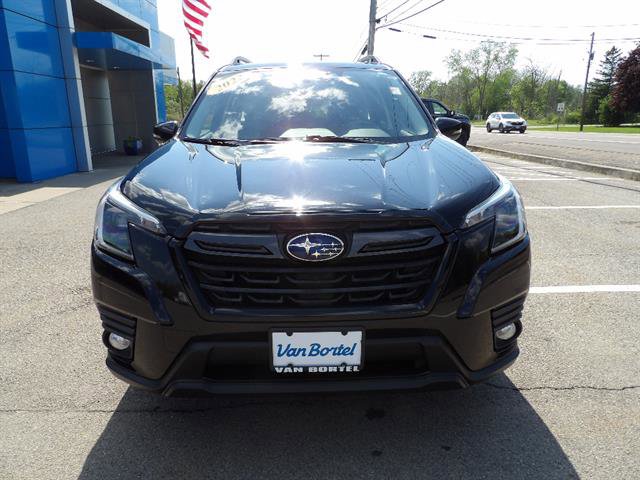 Used 2022 Subaru Forester Limited AWD/4WD image 8