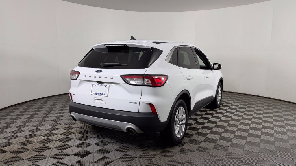 Used 2020 Ford Escape SE AWD/4WD image 8