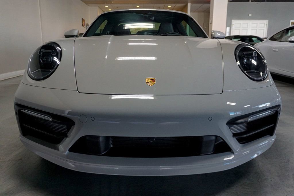 Used 2024 Porsche 911 Coupe image 17