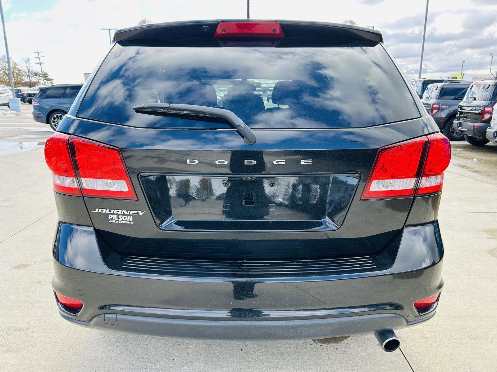 Used 2019 Dodge Journey SE w/ Mopar Chrome Accent Package image 32