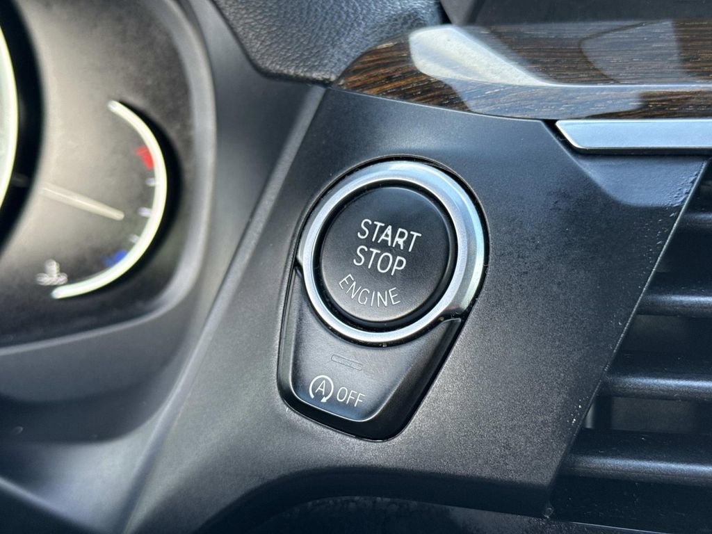 Used 2019 BMW X3 sDrive30i w/ Driving Assistance Package image 36