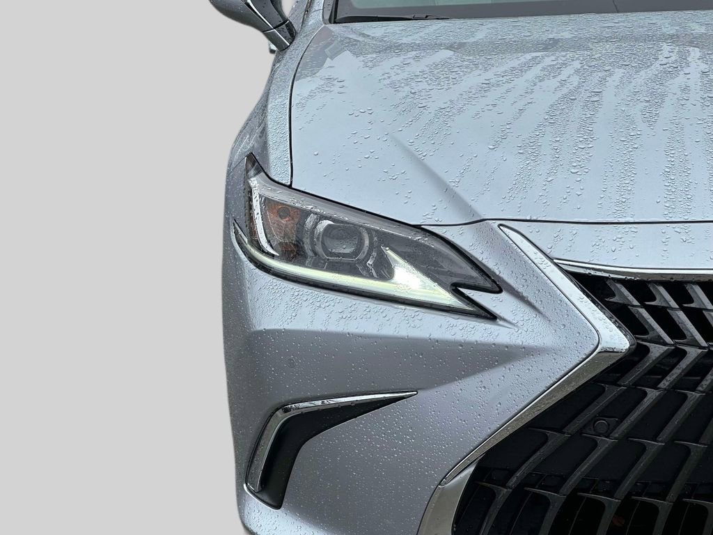 New 2025 Lexus ES 350 w/ Premium Package image 9