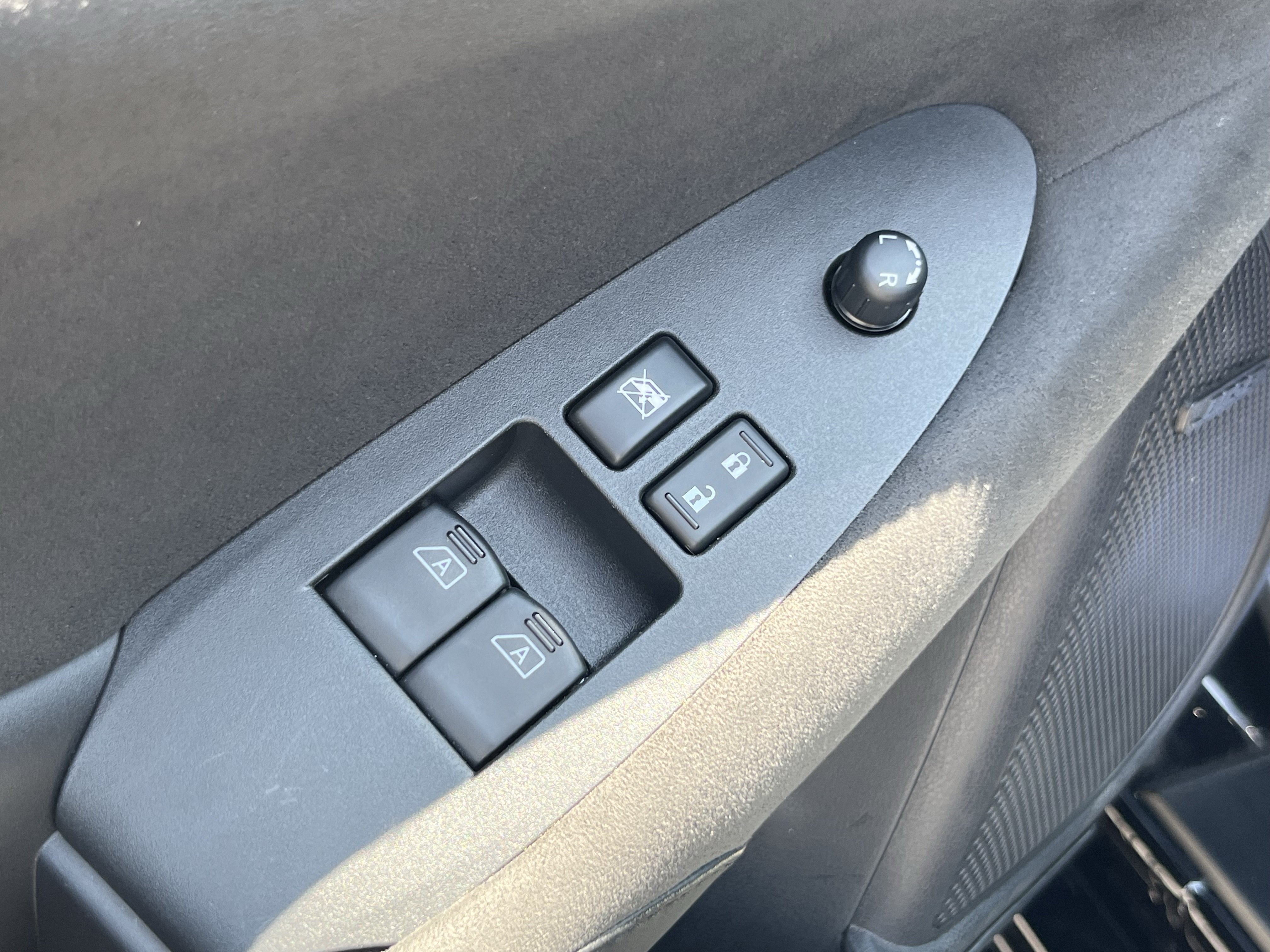 Used 2024 Nissan Z NISMO w/ Floor Mat Package RWD image 17