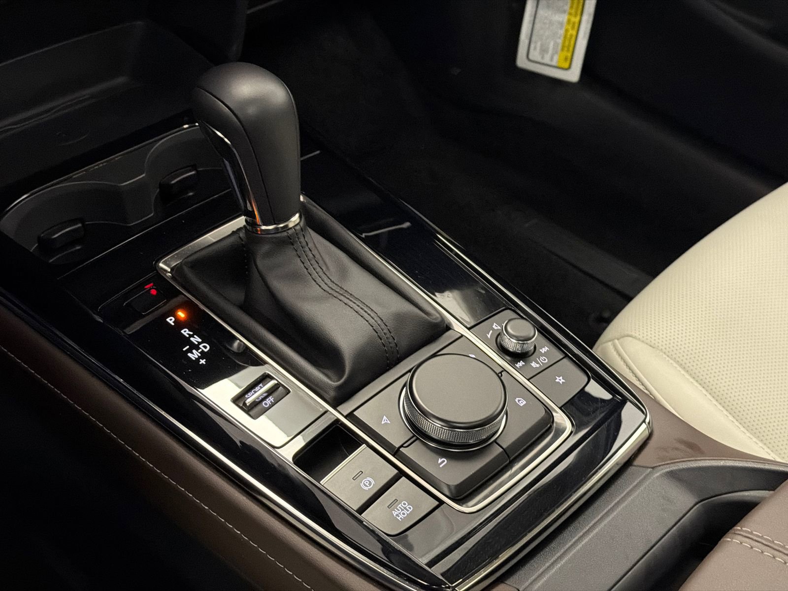 Certified 2025 MAZDA CX-30 AWD 2.5 S w/ Premium Package image 29