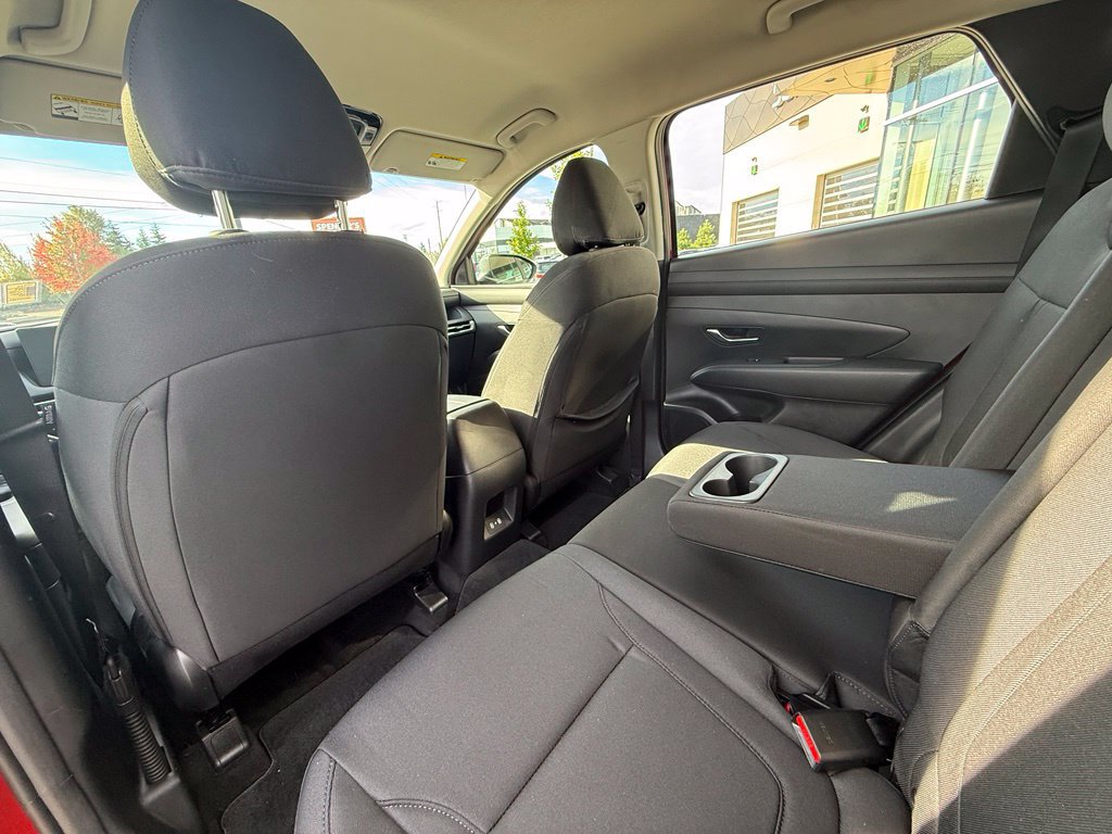 Certified 2025 Hyundai Tucson SE AWD/4WD image 16