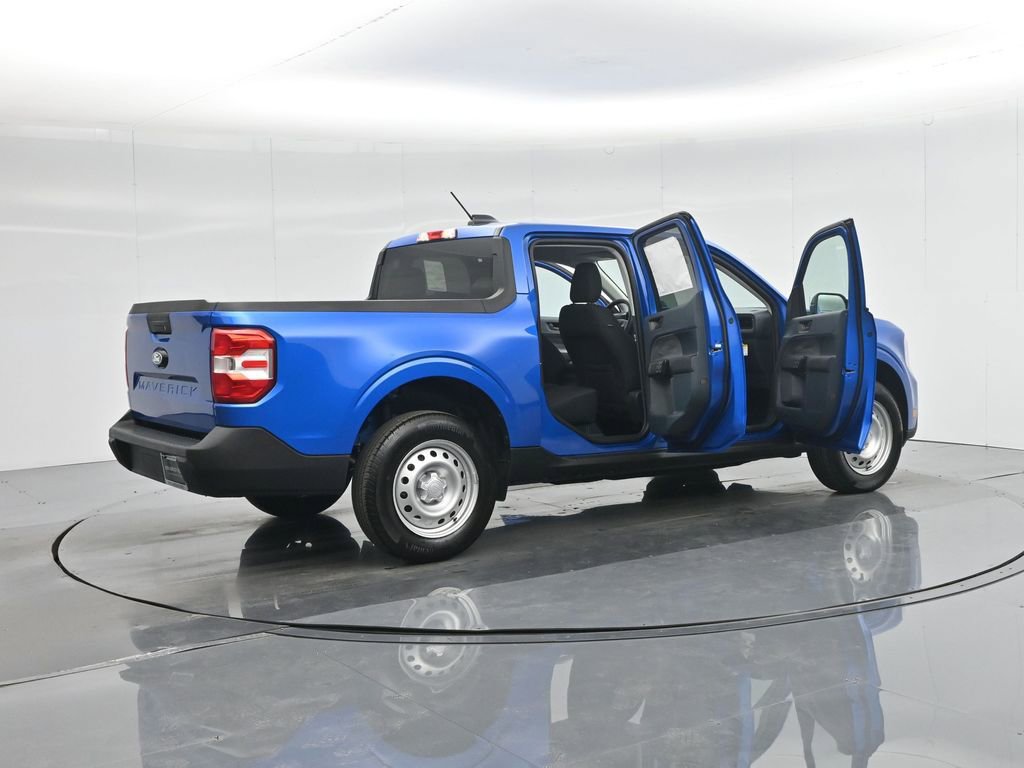 New 2025 Ford Maverick XL image 5