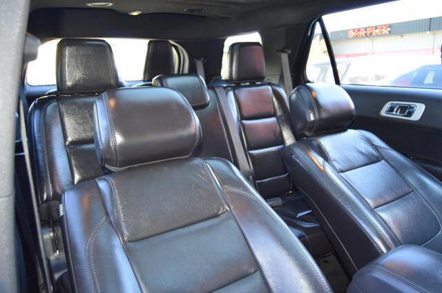 Used 2013 Ford Explorer XLT image 50