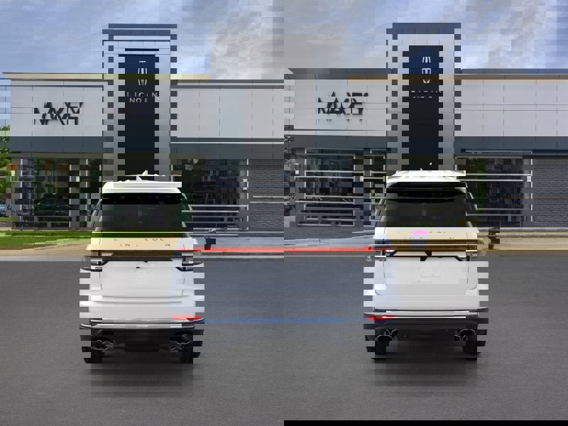 New 2026 Lincoln Aviator AWD image 5