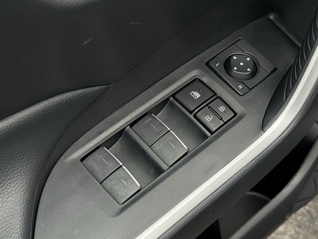 Used 2024 Toyota RAV4 XLE image 15