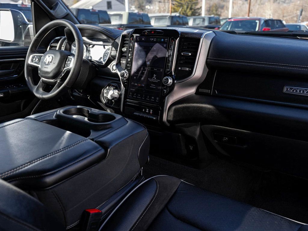 Used 2025 RAM 1500 Laramie image 31