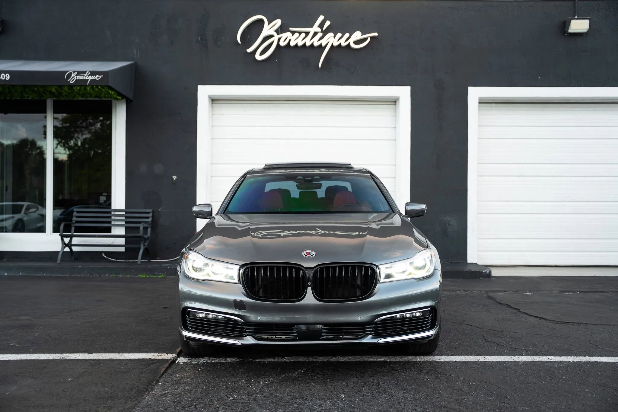 Used 2018 BMW ALPINA B7 xDrive w/ Luxury Rear Seating Package video 2