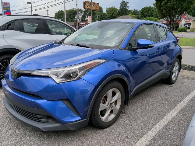 Used 2019 Toyota C-HR FWD image 2