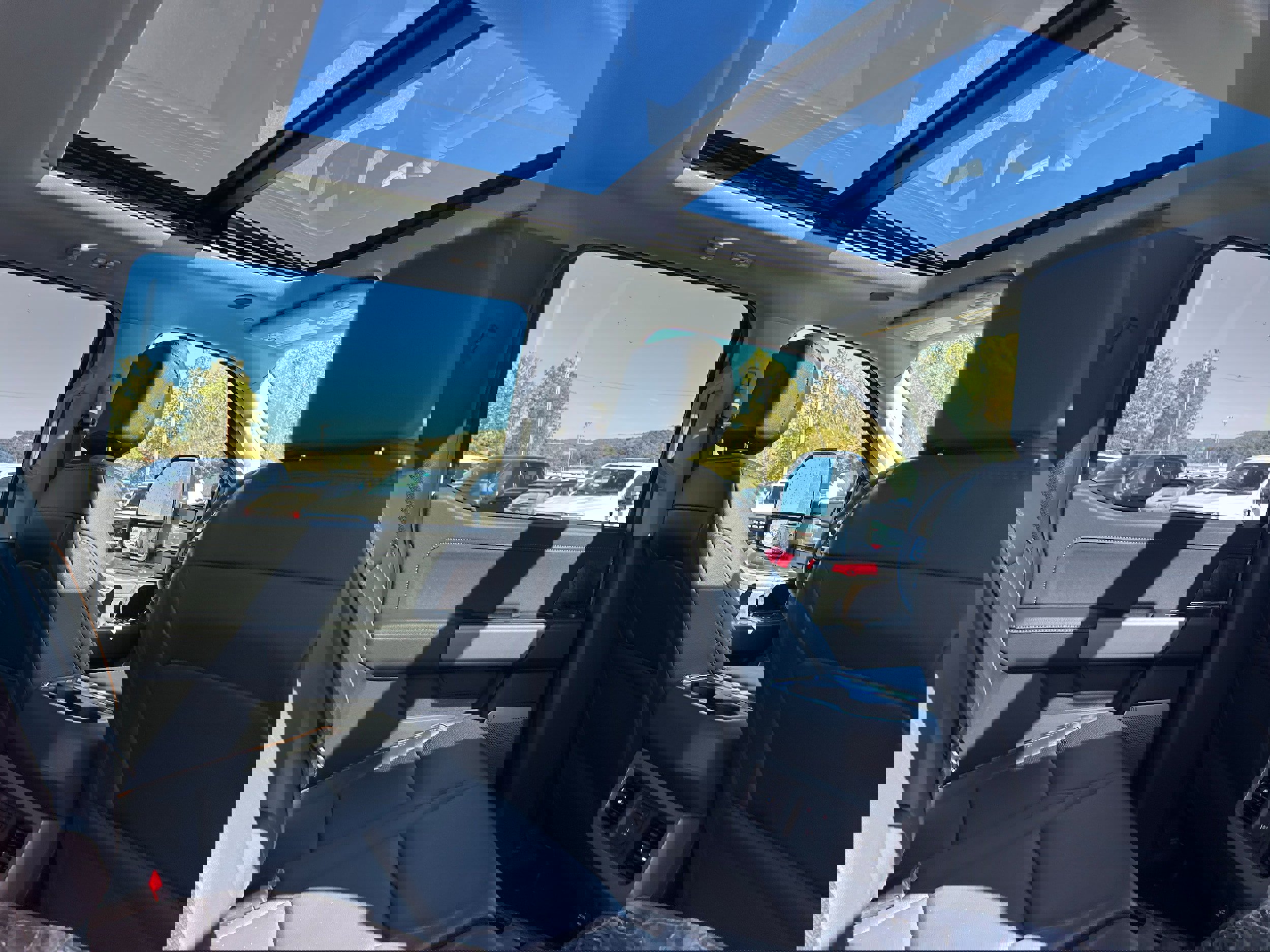 New 2026 Ford F350 Lariat image 35