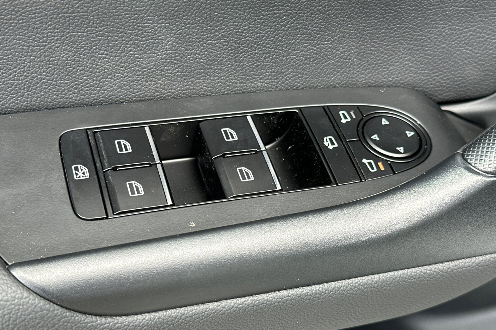 Used 2025 MAZDA CX-50 2.5 Hybrid w/ Cargo Package image 13