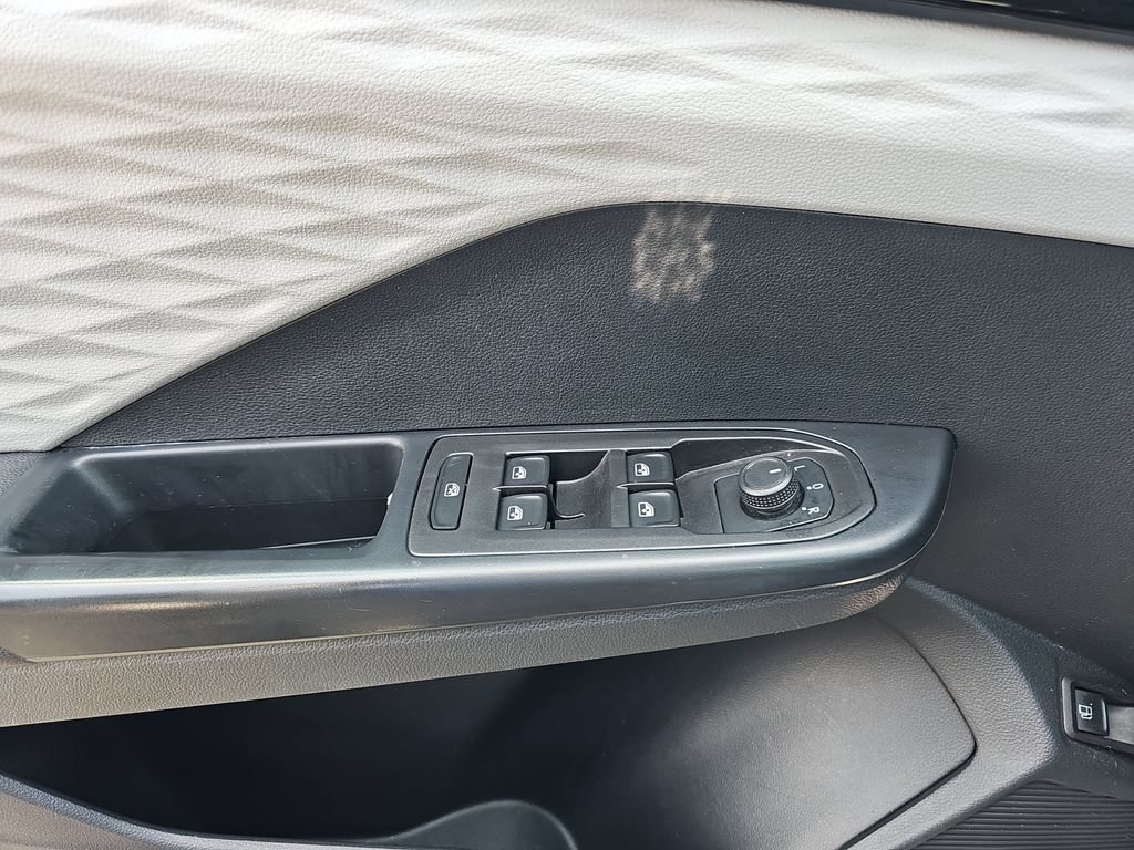 Used 2024 Volkswagen Taos S FWD image 26