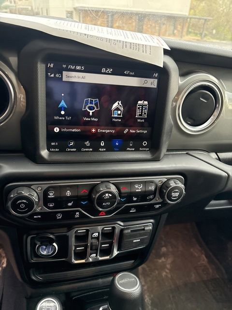 Used 2023 Jeep Gladiator Overland w/ LED Lighting Group image 16