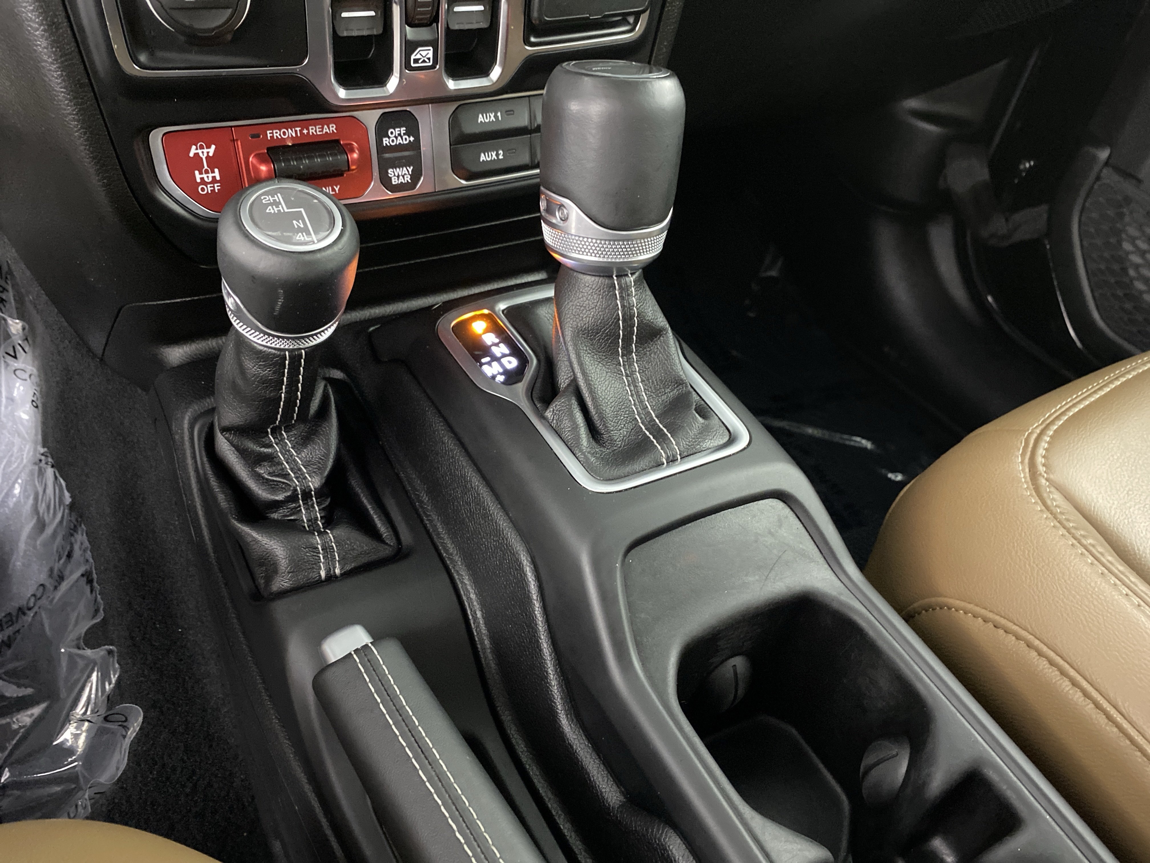 Used 2020 Jeep Gladiator Rubicon AWD/4WD image 28