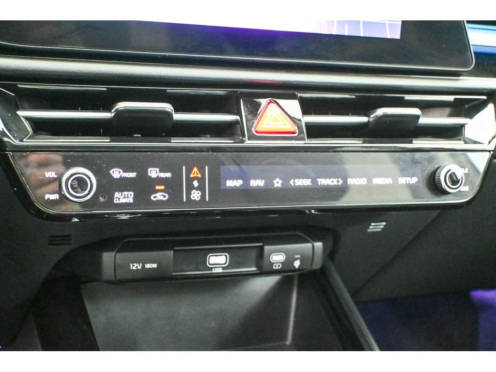 Certified 2025 Kia Niro Wave w/ Wave Preserve Package FWD image 34