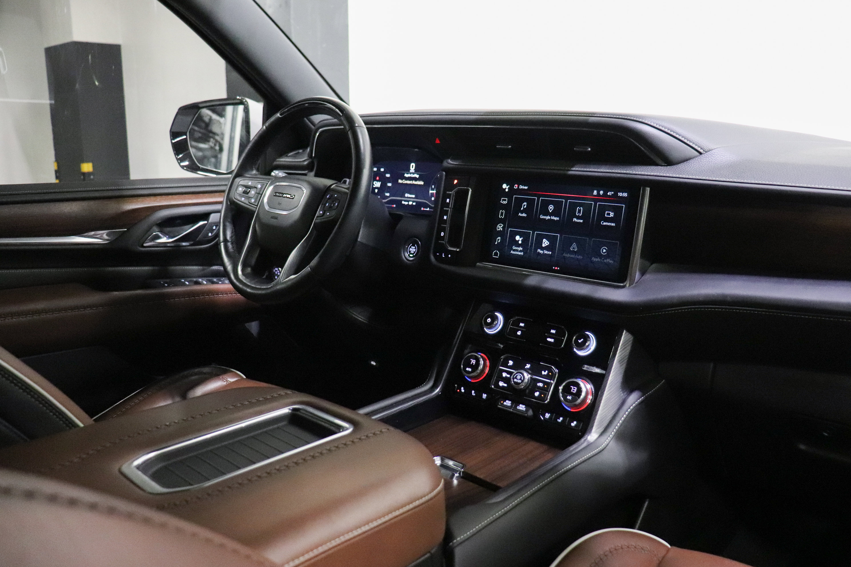 Used 2023 GMC Yukon Denali Ultimate image 32