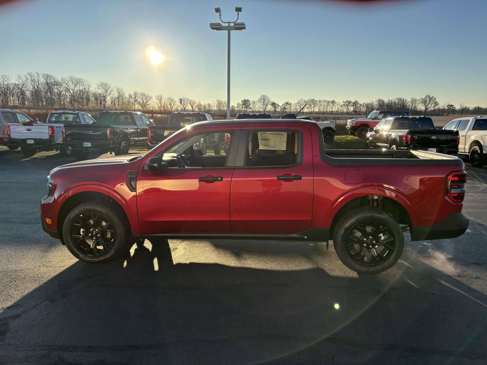 New 2025 Ford Maverick XLT w/ XLT Luxury Package image 4