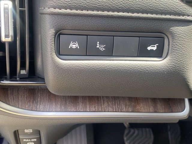 New 2025 Nissan Armada SL image 25