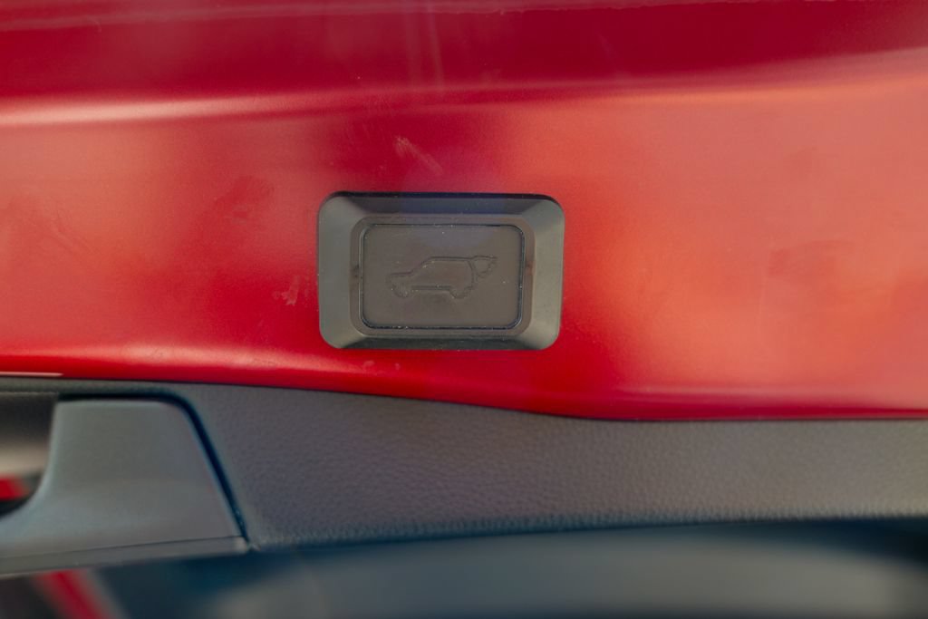 Used 2019 Toyota RAV4 XLE Premium w/ All Weather Liner Package AWD/4WD image 58