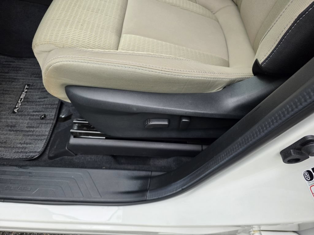 Used 2025 Subaru Ascent Premium AWD/4WD image 18