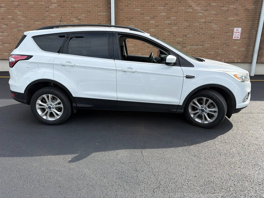 Used 2018 Ford Escape SEL FWD image 5