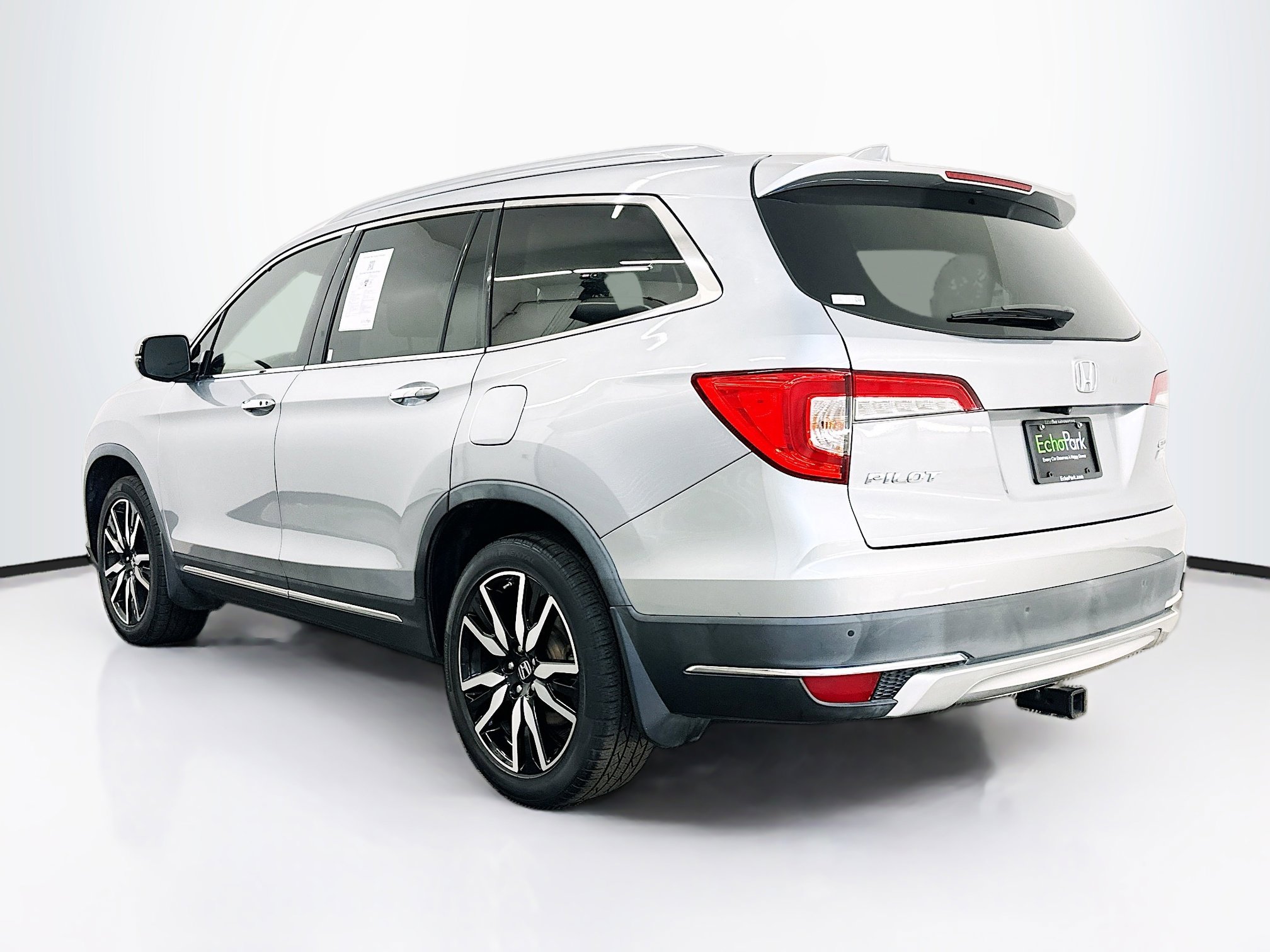 Used 2019 Honda Pilot Touring image 5
